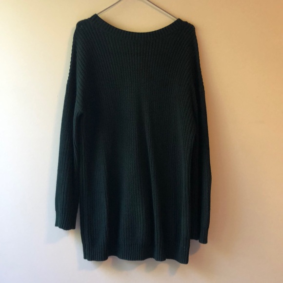 Forever 21 Tops - Forest Green Knit V-Back Sweater
